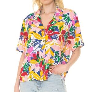 APRIL KISS Colorful Floral Short Sleeve Button Down Shirt Size Medium